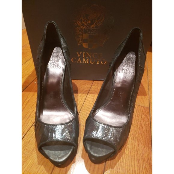 VINCE CAMUTO Metallic Silver Black MODA Platform Peep Toe Pumps size 7 - Picture 6 of 8